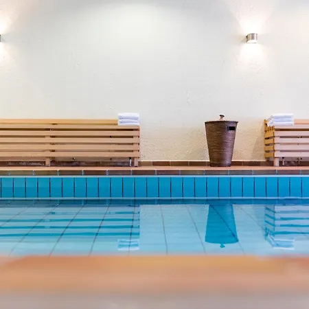Wald & Golfhotel Lottental בוכום