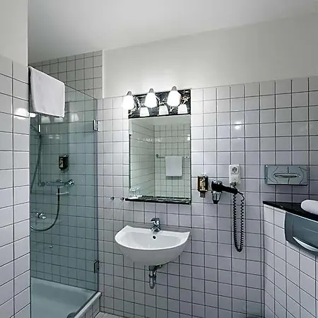 Wald & Golfhotel Lottental 3*