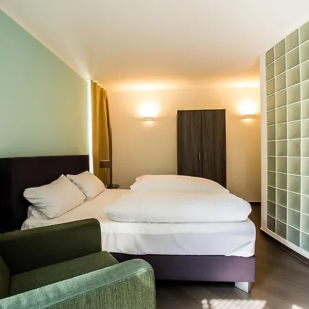 מלון Wald & Golfhotel Lottental בוכום