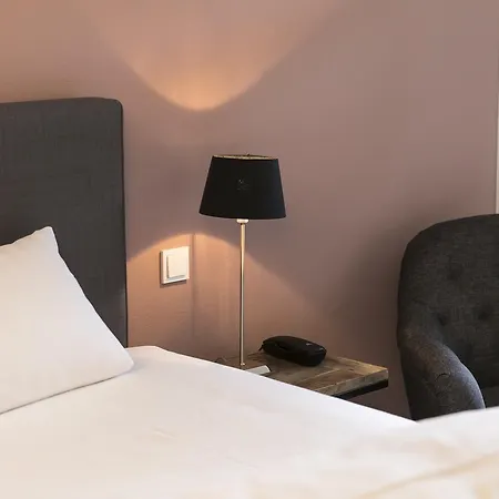 Wald & Golfhotel Lottental מלון 3*