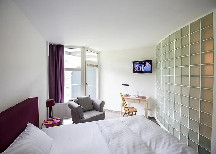 מלון Wald & Golfhotel Lottental בוכום