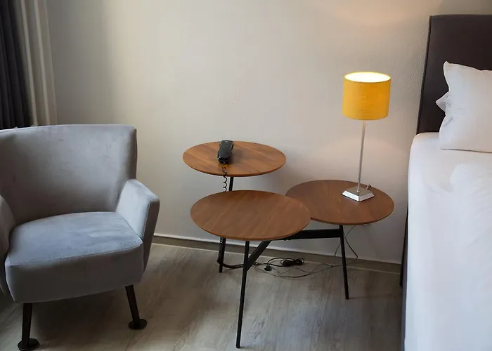 Wald & Golfhotel Lottental 3* בוכום