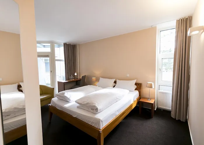 Wald & Golfhotel Lottental בוכום