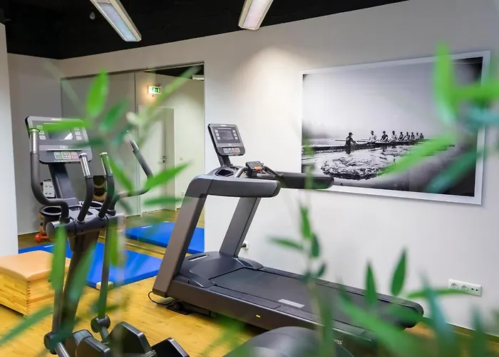 Wald & Golfhotel Lottental מלון 3*